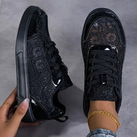 Sneakers Dentelle με δαντέλα, πλάγια όψη