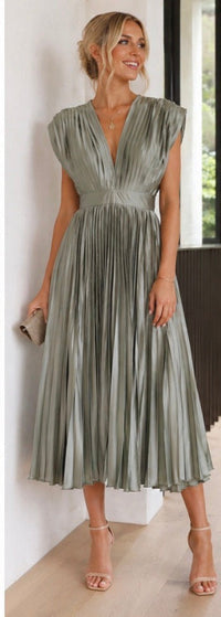 Violet & Grace | Timeless Pleated Midi Dress