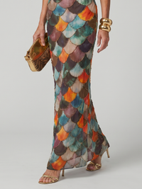 Larkin | Fitted Multicolor Maxi Dress with Scale Print
