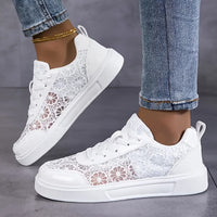 Sneakers Dentelle με δαντέλα, λεπτομέρεια τακουνιού