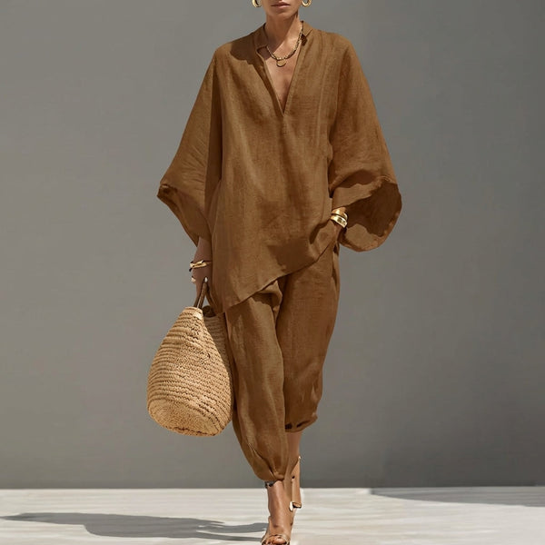 Marine | Casual Two-Piece Set with V Neckline