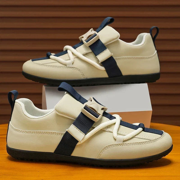 Sneakers Silvio με όψη δέρματος, πλάγια όψη