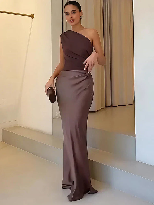 Violet & Grace | Satin Maxi Dress with Elegant Shimmer
