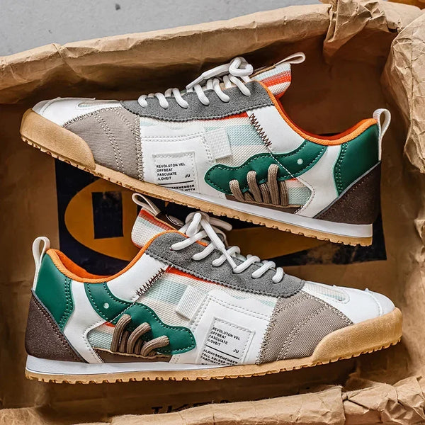Sneakers Gino με ριγέ λεπτομέρειες, πλάγια όψη