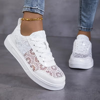 Sneakers Dentelle με δαντέλα, άνω όψη
